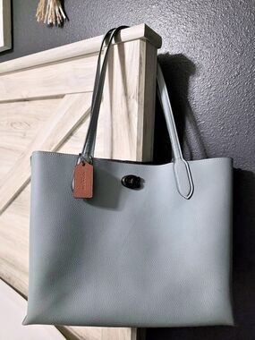 Coach City Tote Leather Tote in Gray Like New